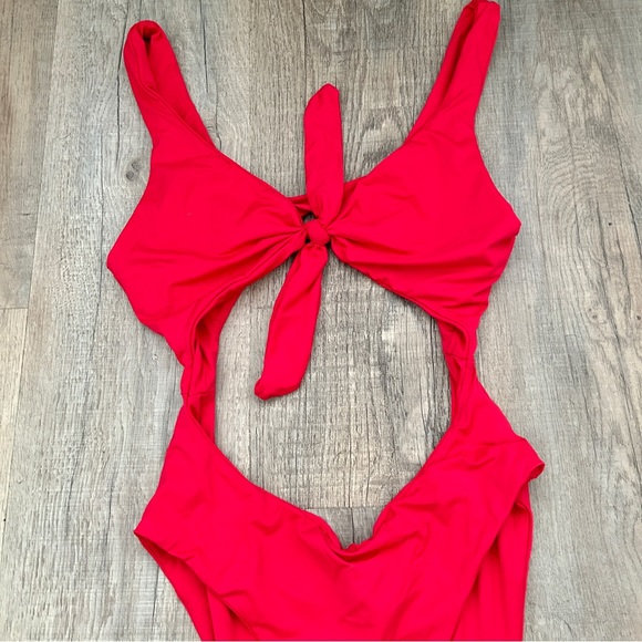 SHEIN red cut out front tie one piece size S - Picture 3 of 6